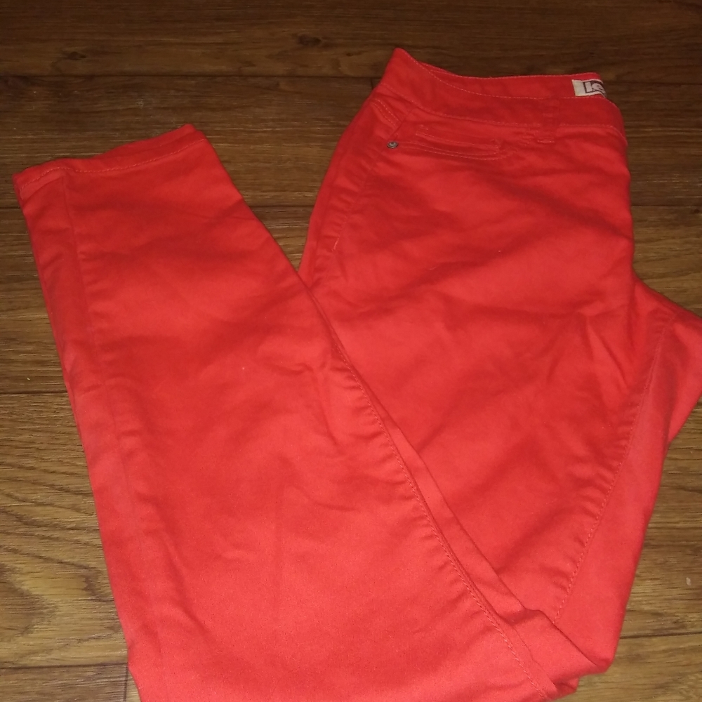 Lei Red Pants